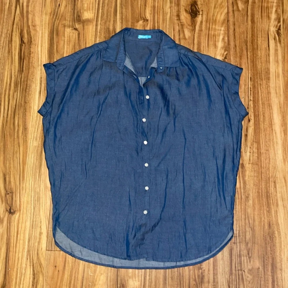 J McLaughlin women small 4 6 Shirt Top Chambray Button Down Alondra short sleeve - Picture 2 of 9